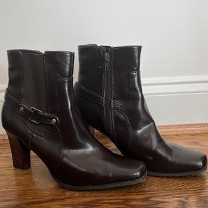 Nickels ankle boots for women. Great condition. Size 7M